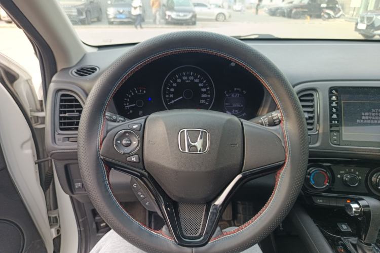 Used Honda Vezel 2020 1.5L CVT Pioneer Edition