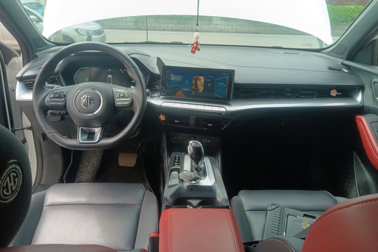 Used MG 5 2021 300TGI DCT Elegant Luxury Edition Center Console