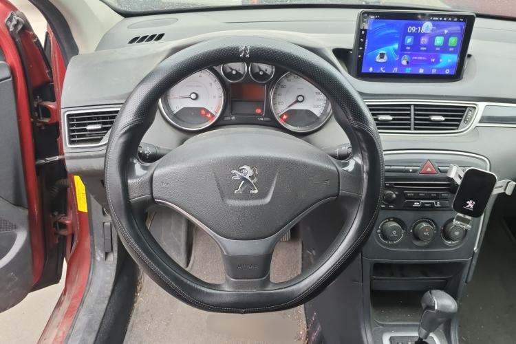 Used Peugeot 308 2014 Enjoy Edition Classic 1.6L Automatic Premium Model Steering Wheel