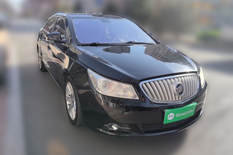 Used Buick LaCrosse 2010 3.0L Flagship Edition Front Right 45 Deg