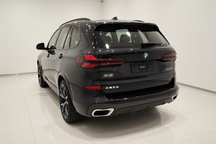 Used BMW X5 2023 xDrive 30Li Luxury M Sport Night Edition Package