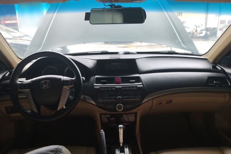 Used Honda Accord 2008 2.0L EX Center Console