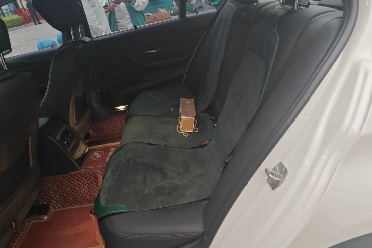 Used BMW 3 Series 2016 316Li Fashion Model Left Rear Seat