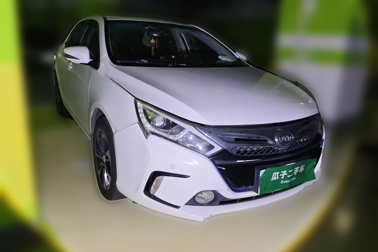 Used BYD Qin New Energy 2015 1.5T Dual-Crown Flagship Edition
