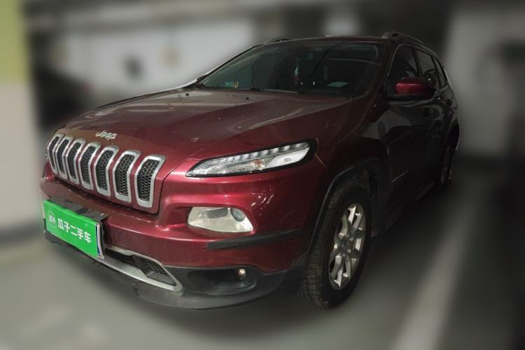 Used Jeep Cherokee 2016 2.0L Superior Edition