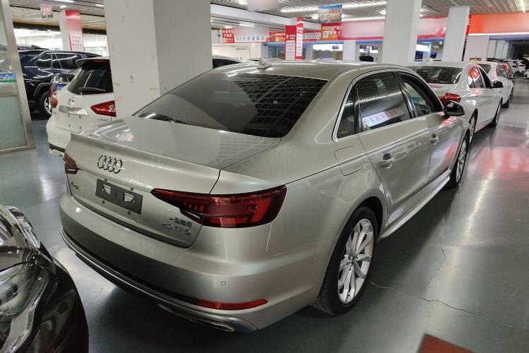 Used Audi A4L 2019 40 TFSI Fashion Version China V
