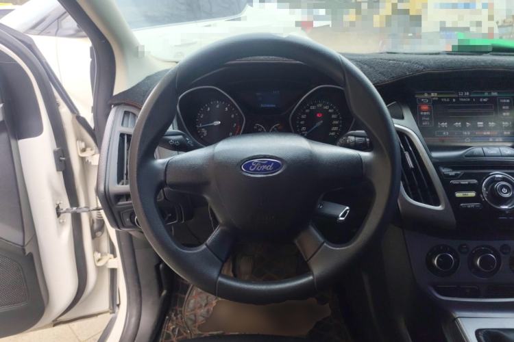 Used Ford Focus 2012 Hatchback 1.6L Manual Comfort Model
