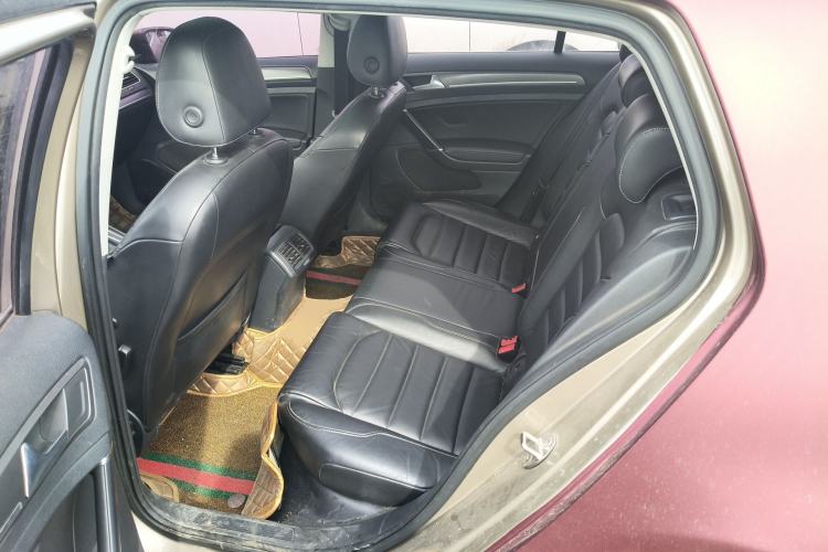 Used Volkswagen Golf 2016 230TSI Automatic Luxury Version Left Rear Seat