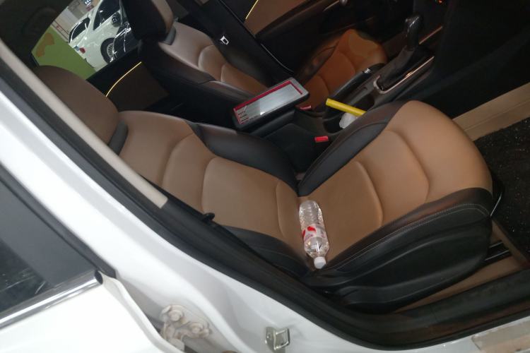 Used Chevrolet Monza 2022 320 Automatic Enjoyment Edition Right Front Seat