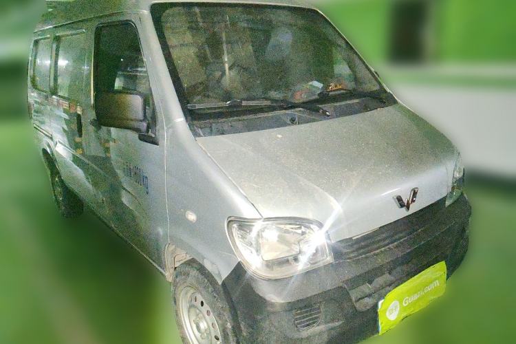 Used Wuling Zhiguang 2020 1.2L Van Utility Model China VI Emission Standard 2 Seats LSI