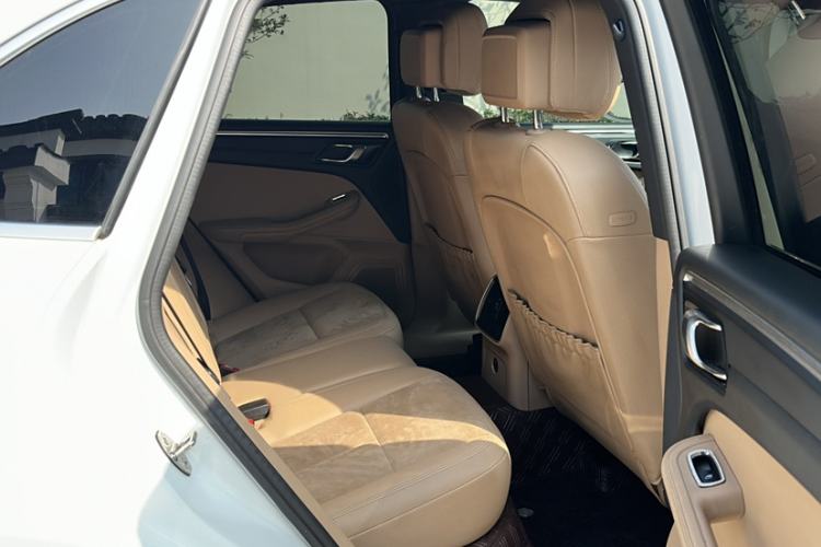 Used Porsche Macan 2018 Macan 2.0T