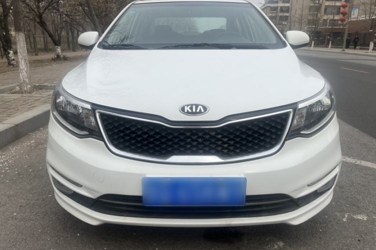 Used Kia K2 2015 Sedan 1.4L Automatic GLS Exterior 5