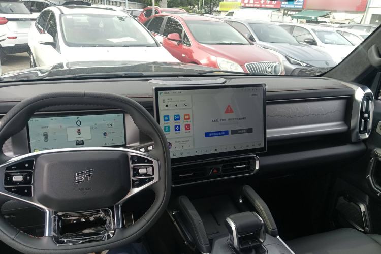 Used JETOUR Traveler 2023 2.0T All-Wheel Drive CrossPRO+