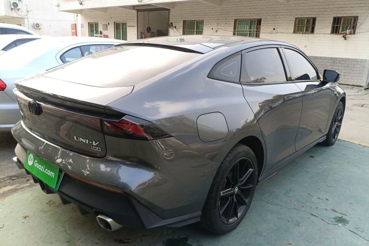 Used Changan UNI-V iDD 2023 ZhiDian iDD 1.5T 113km ZhiKu Model