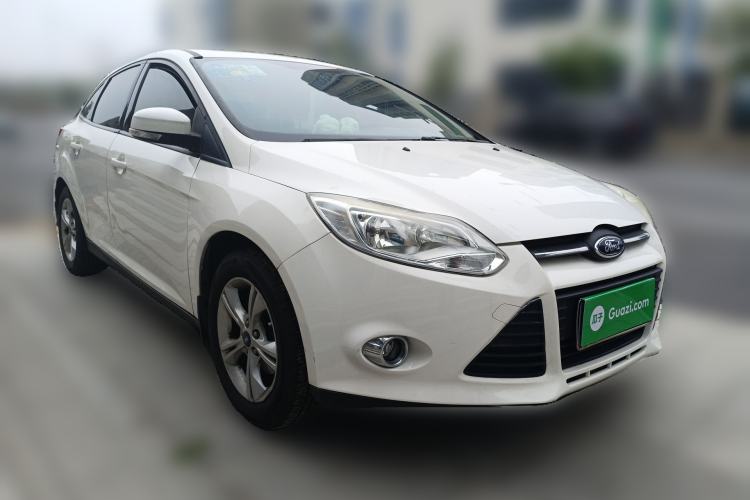 Used Ford Focus 2012 Sedan 1.6L Automatic Fashion Edition Front Right 45 Deg