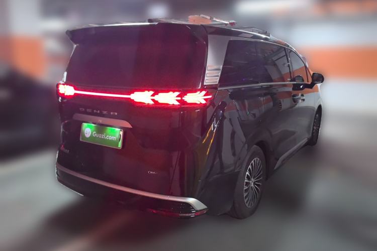 Used Denza D9 2022 DM-i 970 Four-Wheel Drive Prestige Model