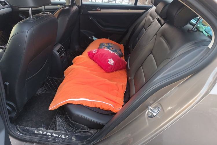 Used Volkswagen Sagitar 2017 230TSI Automatic Comfort Version Left Rear Seat