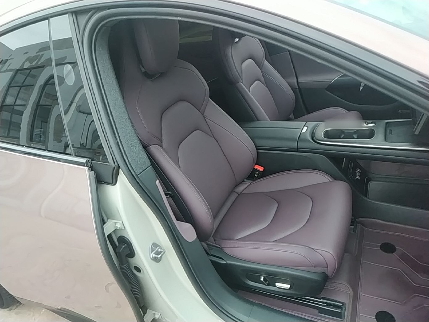 Xiaomi Auto SU7 2024 Rear-Drive Ultra-Long Range Advanced Pro-Level Intelligent Driving Version — снимка 19