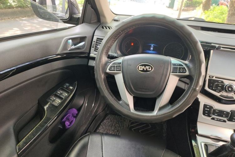 Used BYD Surui 2012 1.5L Manual Comfort Edition
