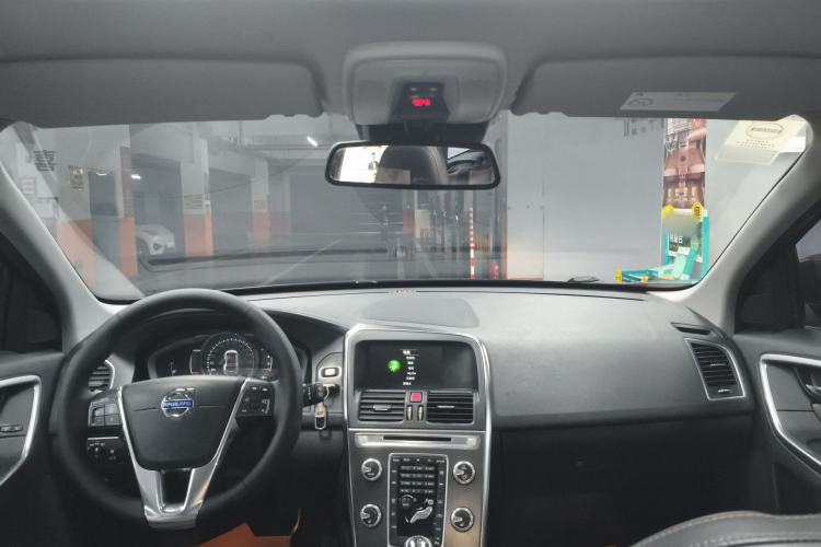 Used Volvo XC60 2016 T5 Smart Version
