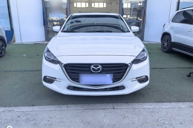 Used Mazda Mazda 3 Axela 2017 Sedan 1.5L Automatic Luxury Model Emission Standard China V
