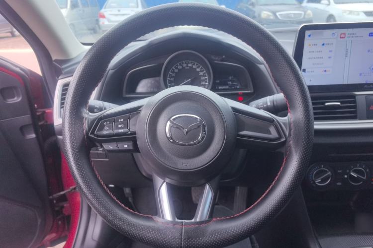 Used Mazda Mazda 3 Axela 2017 Sedan 1.5L Automatic Comfort Model Emission Standard China V
