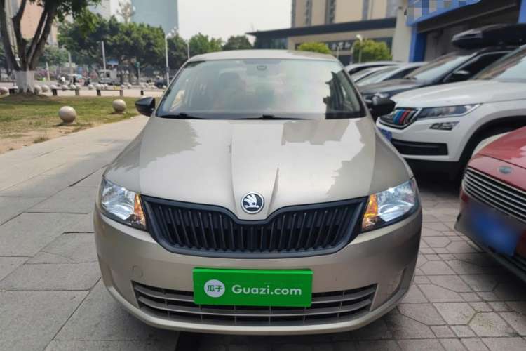 Used Skoda Rapid 2016 1.4L Manual Front-Wheel Drive Model