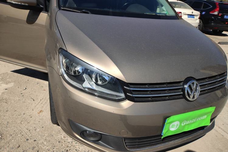 Used Volkswagen Touran 2015 1.4T DSG Comfort Edition 5 Seats Right Front Headlight