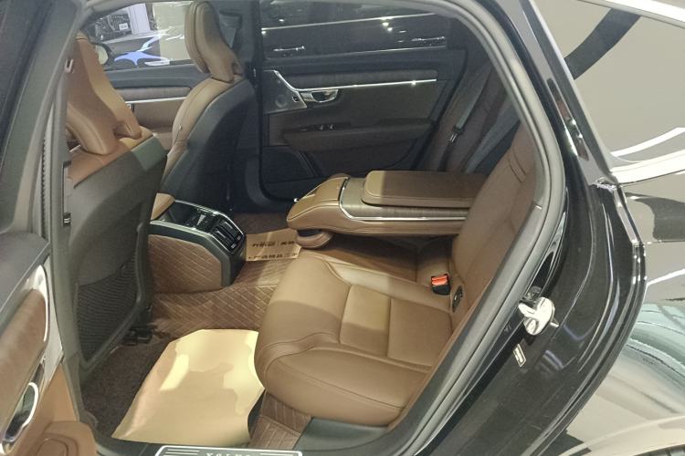 Used Volvo S90 2024 B5 Luxury Smart Edition Left Rear Seat