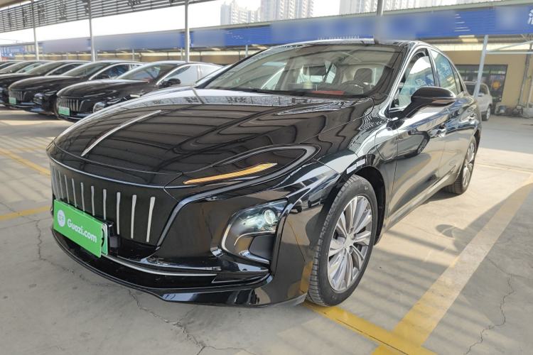 Used Hongqi E-QM5 2022 431 km Charge & Enjoy Edition
