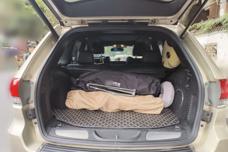 Used Jeep Grand Cherokee 2013 3.6L Luxury Navigation Edition