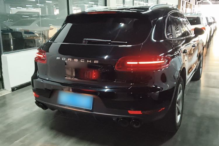 Used Porsche Macan 2016 Macan 2.0T
