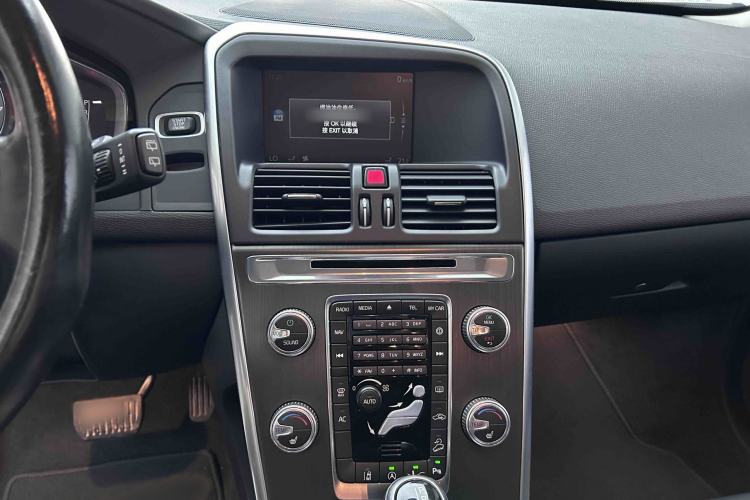 Used Volvo XC60 2015 T5 AWD Zhiyuan Edition