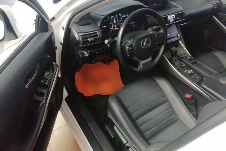 Used Lexus IS 2017 300 Leading Edition