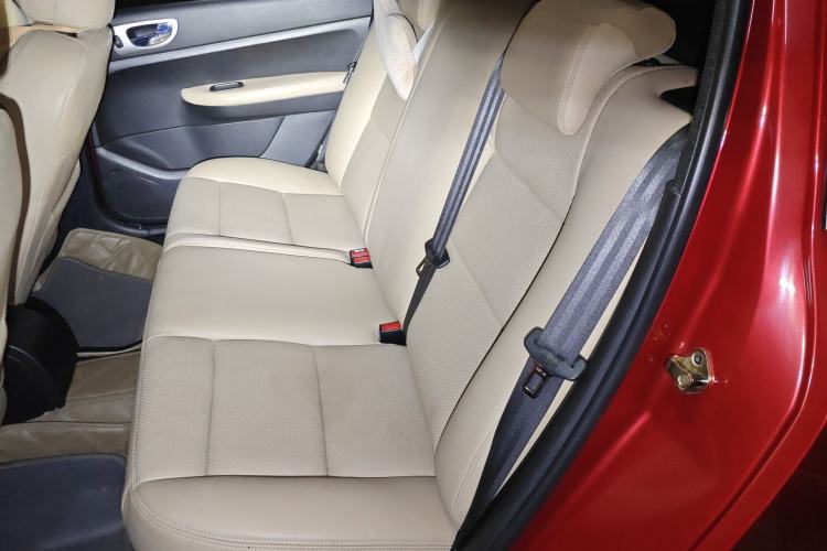 Used Peugeot 307 2010 Sedan 1.6L Automatic Comfort Edition
