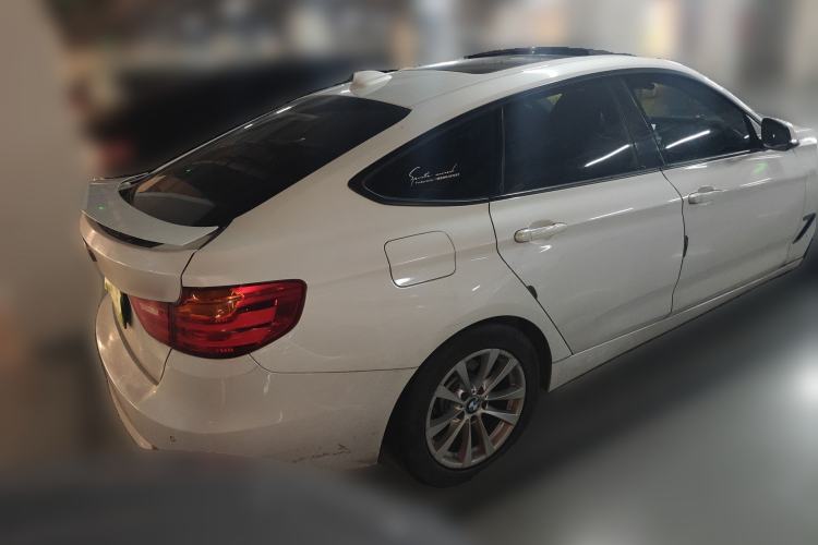 Used BMW 3 Series GT 2016 320i Fashion Model