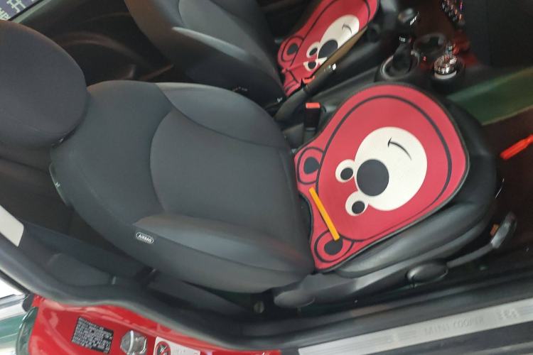 Used MINI MINI 2011 1.6L COOPER Fun