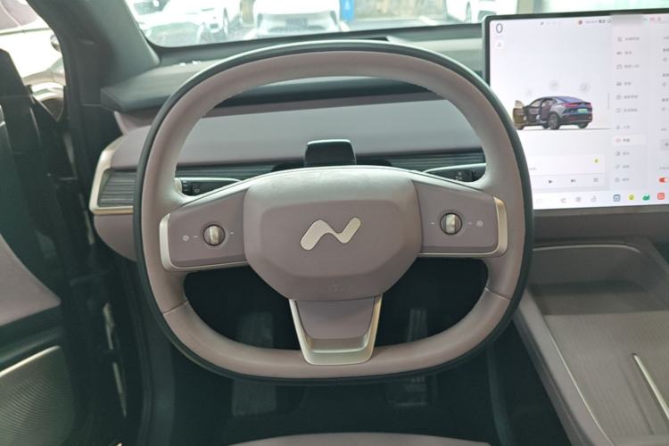 Used ONVO L60 2025 Model—60 kWh Rear-Wheel-Drive Version
