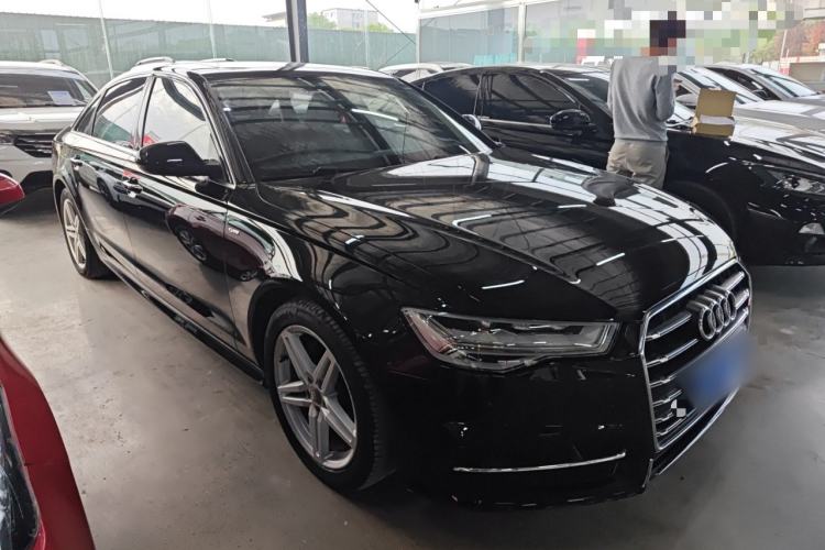 Used Audi A6L 2018 30th Anniversary Edition 30 FSI Style Model Front Right 45 Deg