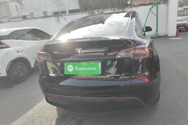 Used Tesla Model Y 2022 Rear-Wheel-Drive Version