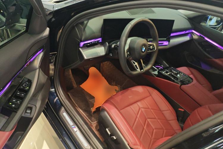 Used BMW 5 Series 2025 525Li M Sport Package