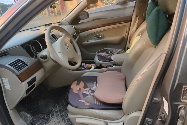 Used Nissan Sylphy 2009 1.6XL Automatic Luxury Sunroof Edition Left Front Seat