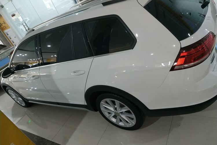 Used Volkswagen Golf (Import) 2019 1.8TSI Travel Edition