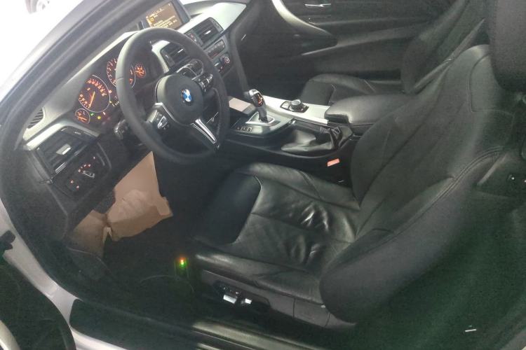 Used BMW 4 Series 2016 420i Fashion Model
