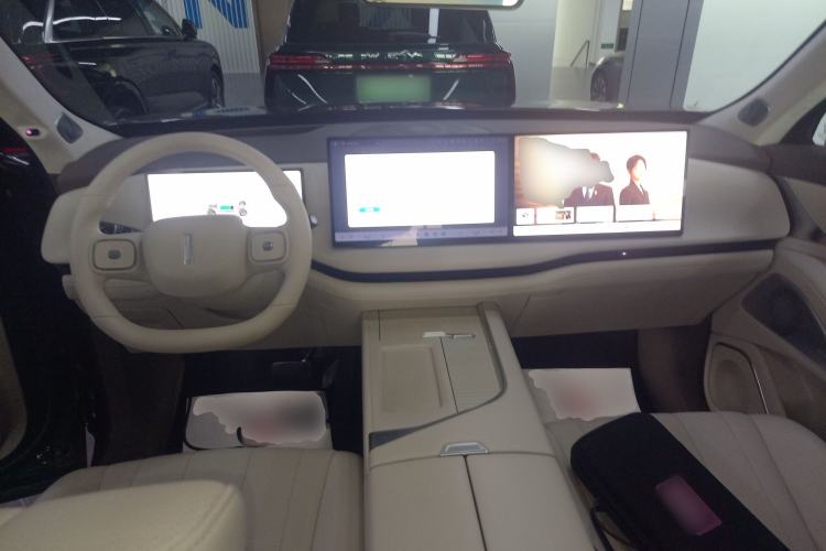 Used Wey Lanshan 2025 Four-Wheel Drive Max
