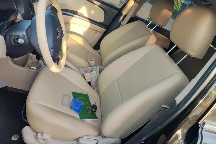 Used Kia Sportage 2013 2.0L Manual Two-Wheel Drive GL Trim Left Front Seat