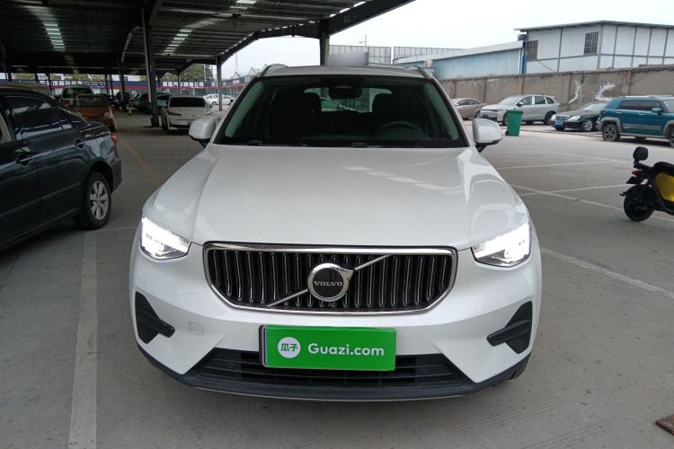 Used Volvo XC40 2024 B4 4x4 Smart Luxury Edition