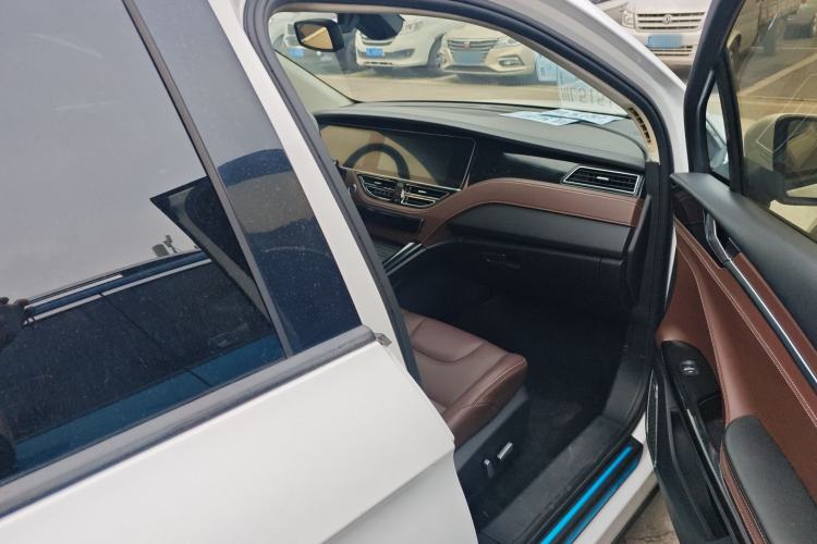 Used TRAUM S70 2018 1.5T Automatic Luxury 7-Seater