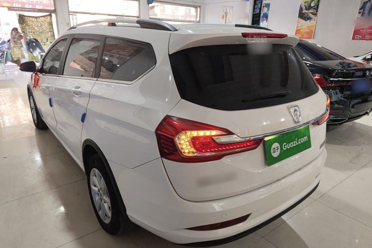 Used Baojun 310W 2017 1.5L Manual Fashion Edition China VI
