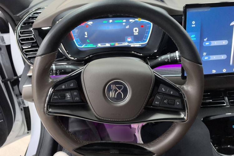 Used BYD Han 2023 DM-i Champion Edition 121KM Prestige Model